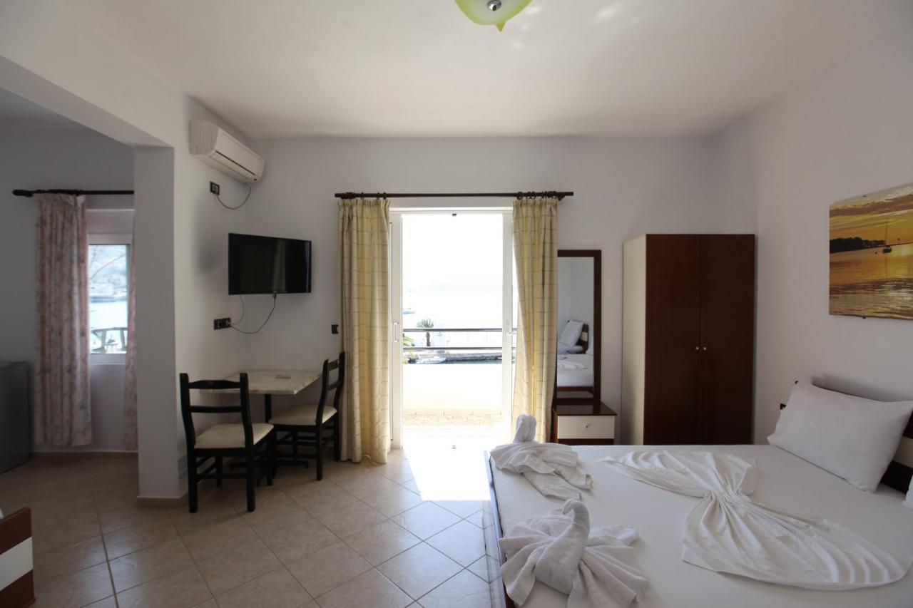 Hotel Real Sarandë Exterior foto