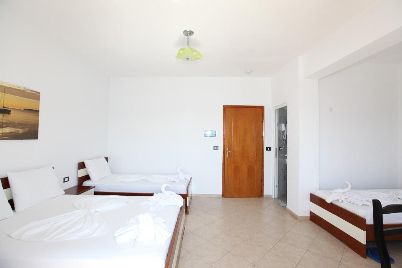 Hotel Real Sarandë Exterior foto