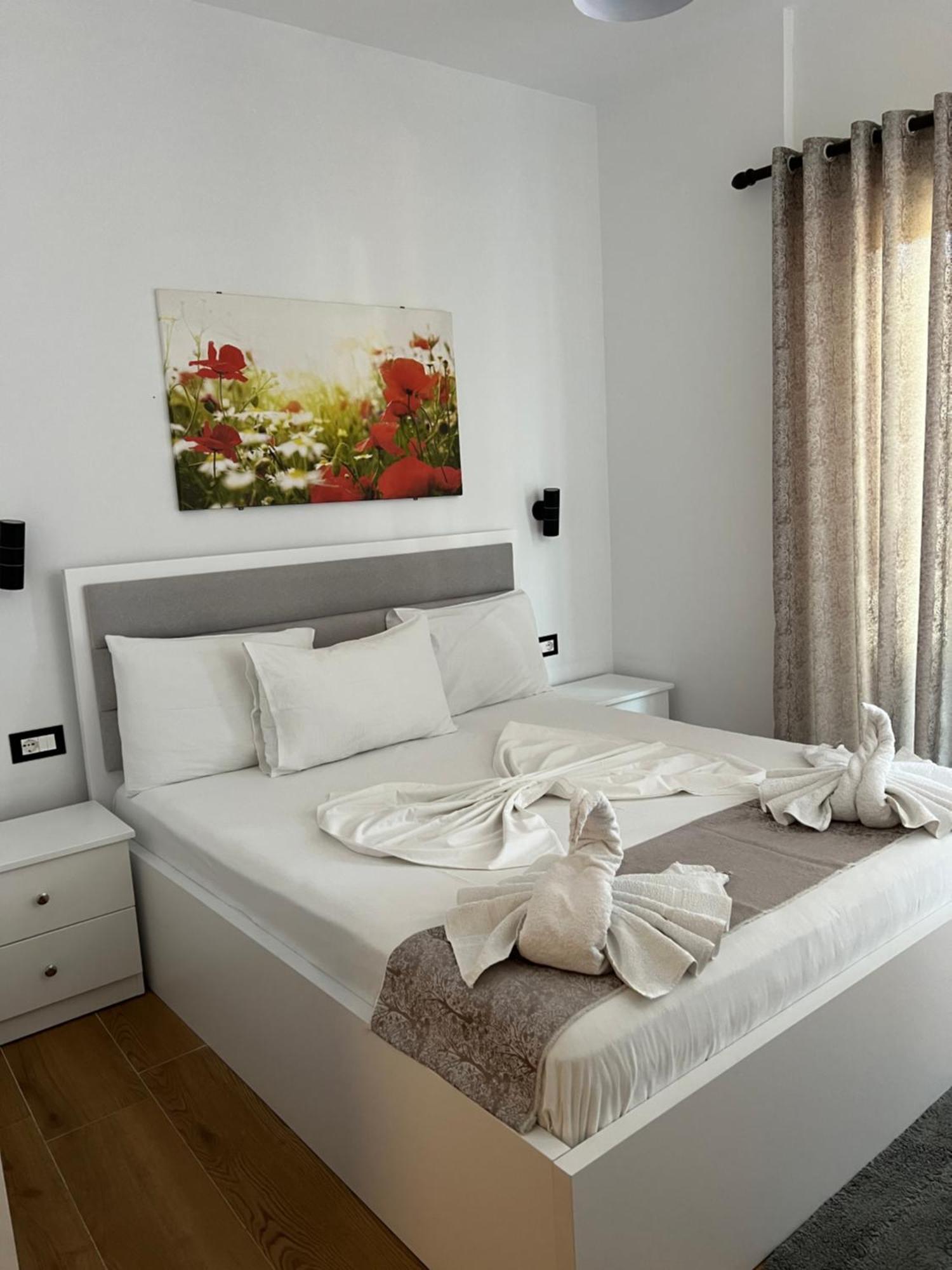 Hotel Real Sarandë Exterior foto